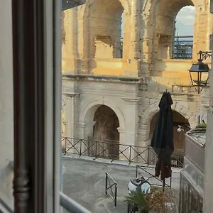 In Arles: De L'amphithéâtre Appartamento Arles
